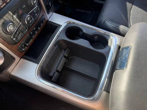 2017 RAM 1500 Laramie