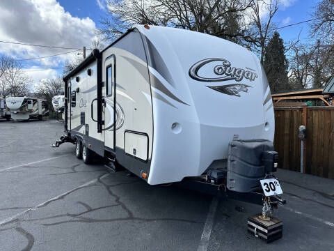 2017 Keystone RV Cougar 28RLSWE / 30ft for sale at Jim Clarks Consignment Country - Travel Trailers in Grants Pass OR