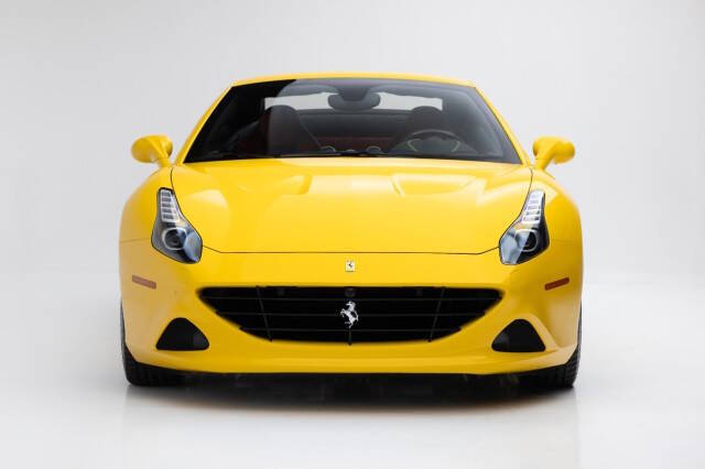 2016 Ferrari California T