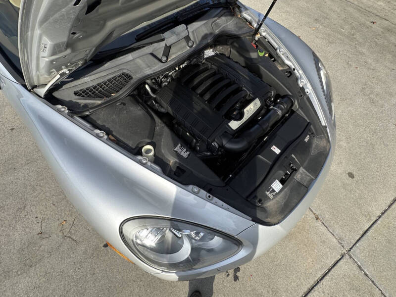 2013 Porsche Cayenne Tiptronic