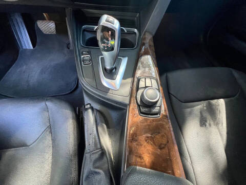 2016 BMW 3 Series 320i