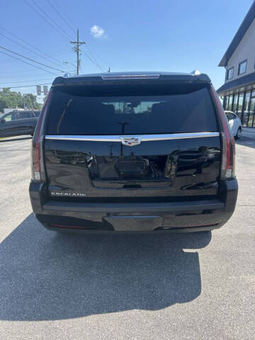 2019 Cadillac Escalade Platinum