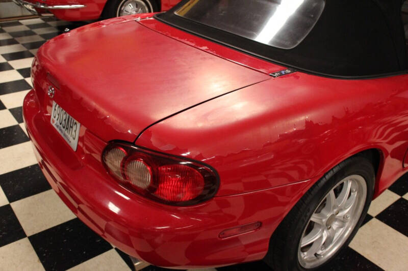 2003 Mazda MX-5 Miata