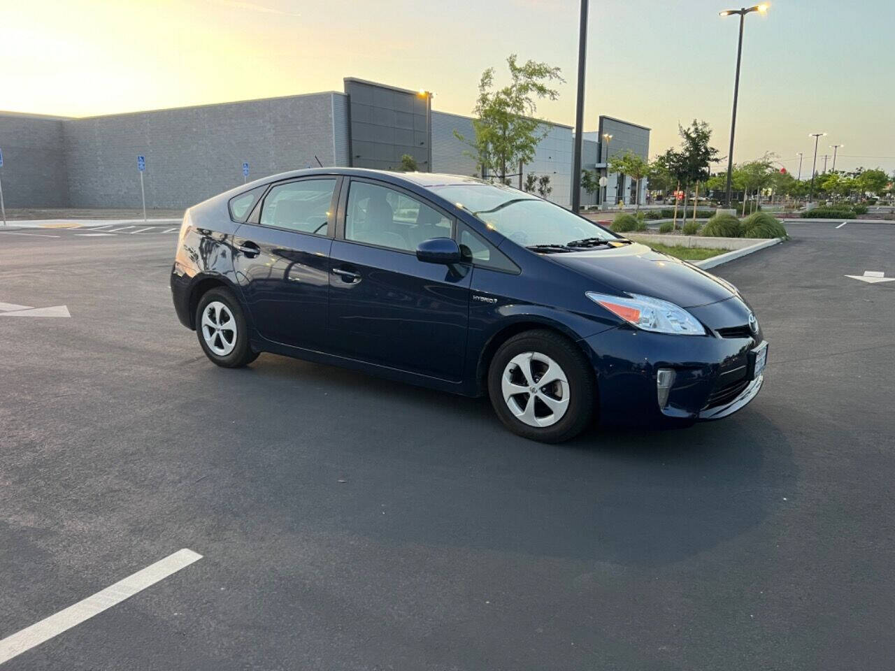 2014 Toyota Prius for sale at Barakat Auto Sales LLC in Sacramento, CA