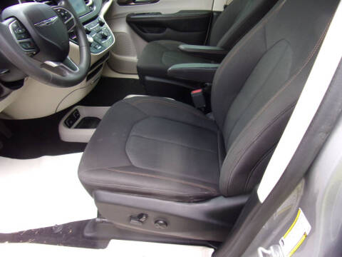 2017 Chrysler Pacifica Touring