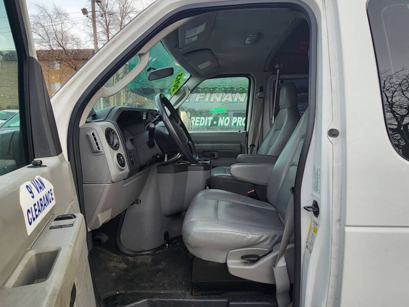 2013 Ford E-Series E-250