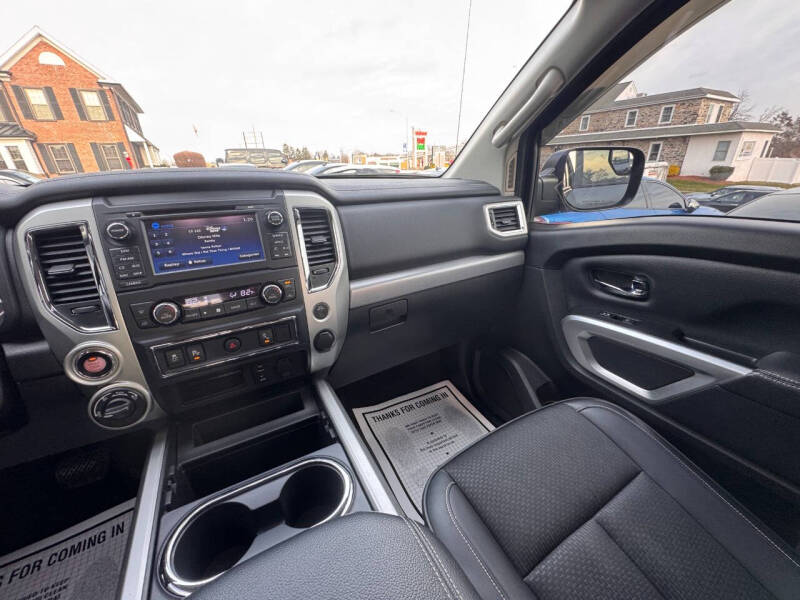 2017 Nissan Titan PRO-4X