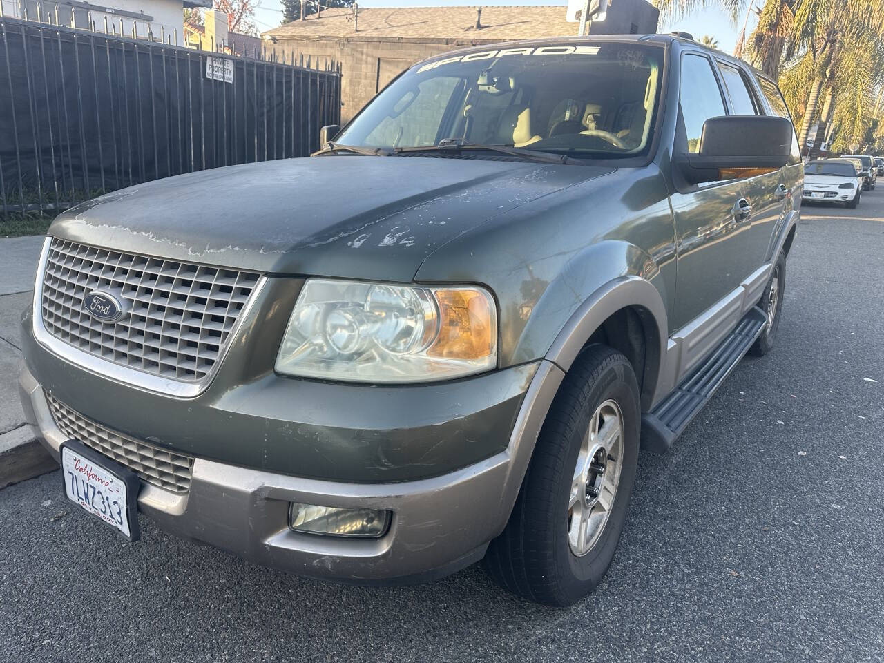 Green 2003 Ford Expedition Eddie Bauer Eddie Bauer 4dr SUV 2