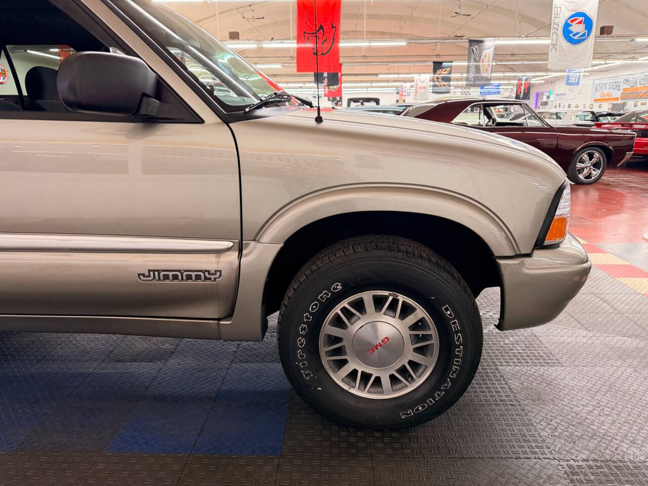 2001 GMC Jimmy 54