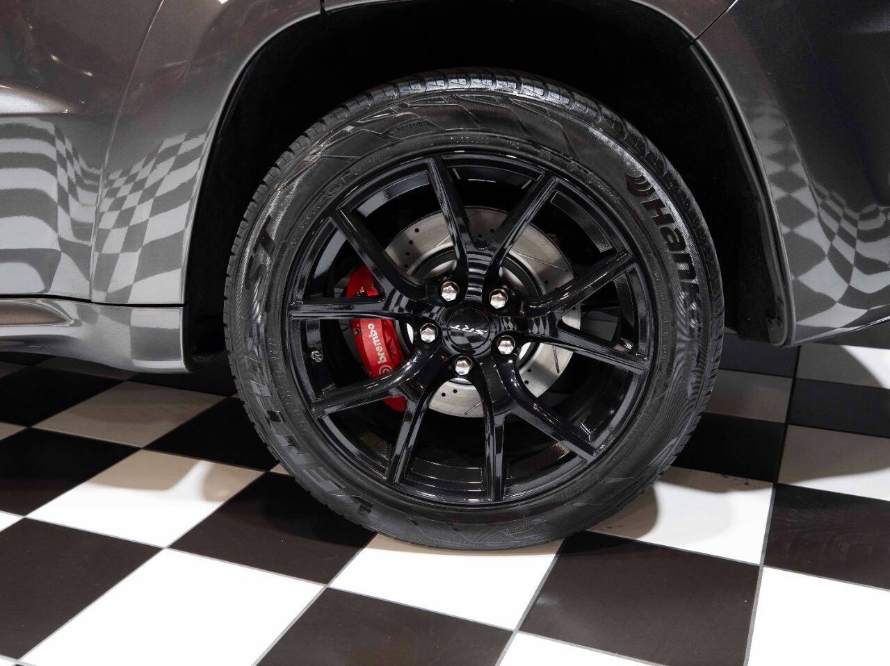 2019 Jeep Grand Cherokee 23