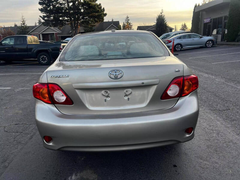 2009 Toyota Corolla LE photo 6