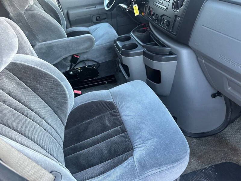 2010 Ford E-Series E-150