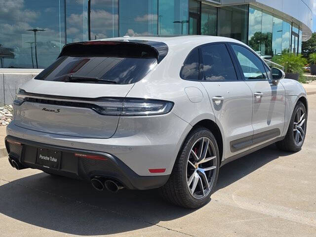 2023 Porsche Macan S