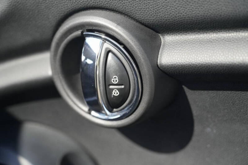 2014 MINI Hardtop Cooper