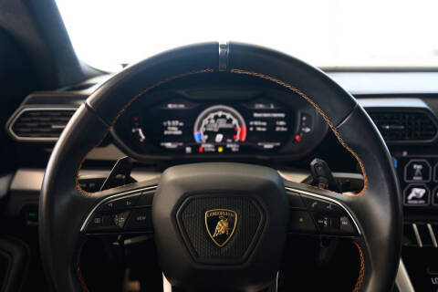 2019 Lamborghini Urus