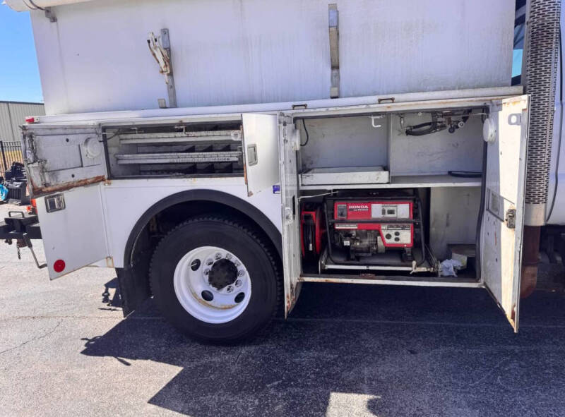 2008 Ford F-650 Super Duty