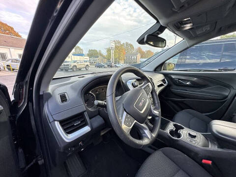 2022 GMC Terrain SLE