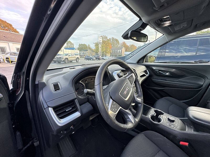 2022 GMC Terrain SLE