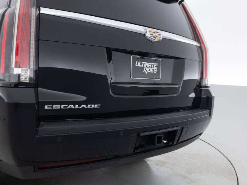 2017 Cadillac Escalade Platinum