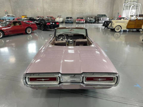1964 Ford Thunderbird