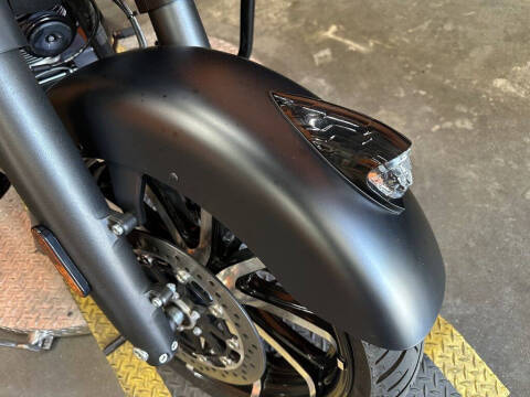 2023 Indian Springfield Dark Horse&#