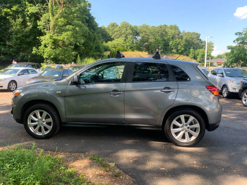 2015 Mitsubishi Outlander Sport ES photo 9