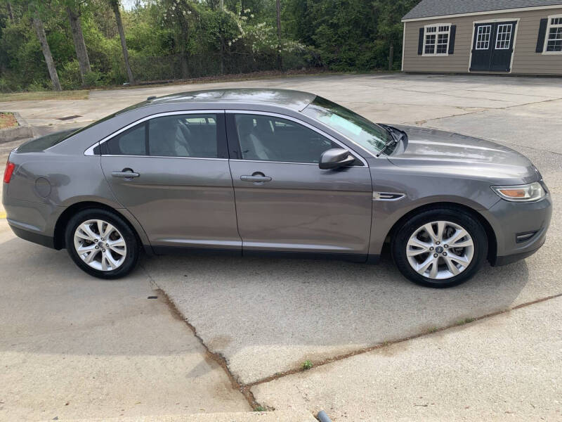 2011 Ford Taurus SEL
