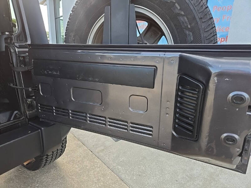 2017 Jeep Wrangler Sport