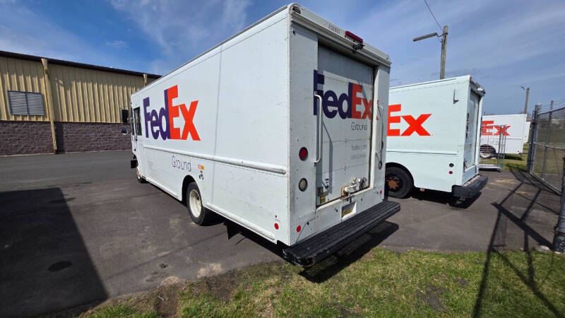 2018 Freightliner MT45 Chassis