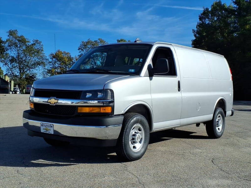 2025 Chevrolet Express 2500