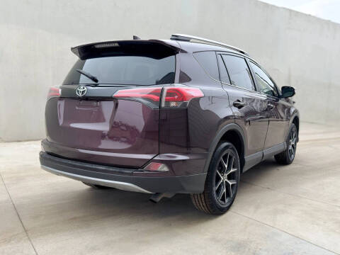 2018 Toyota RAV4 SE
