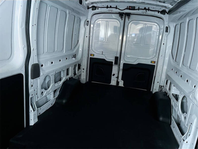 2024 Ford Transit 250