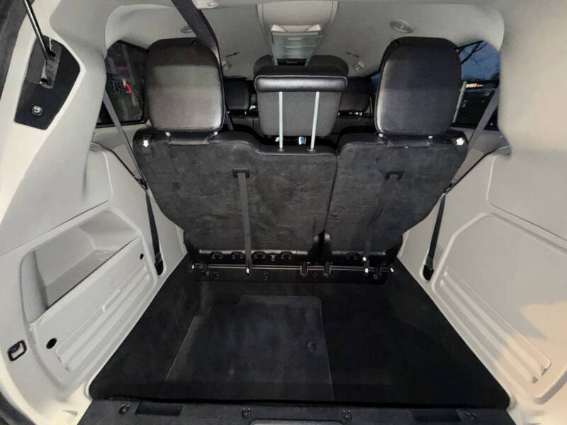 2016 Chrysler Town and Country Touring