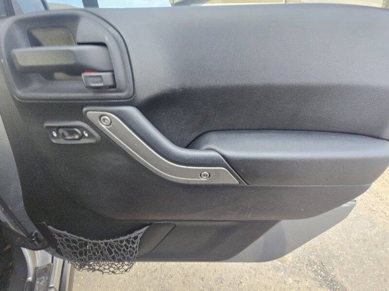 2013 Jeep Wrangler Sahara