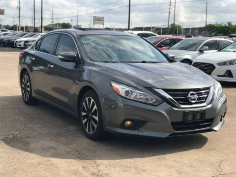 2018 Nissan Altima for sale at Discount Auto Company in Houston TX