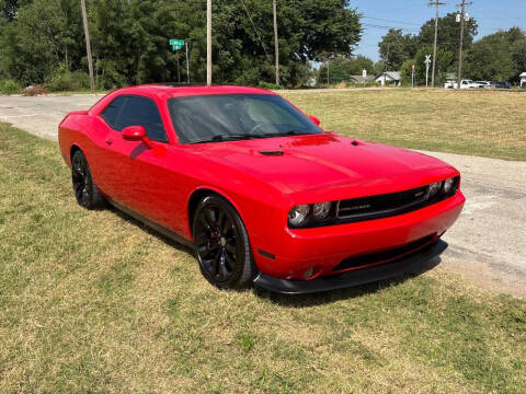 2014 Dodge Challenger SRT8