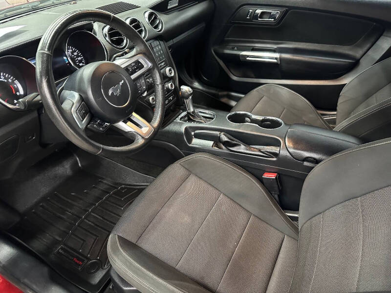 2015 Ford Mustang V6