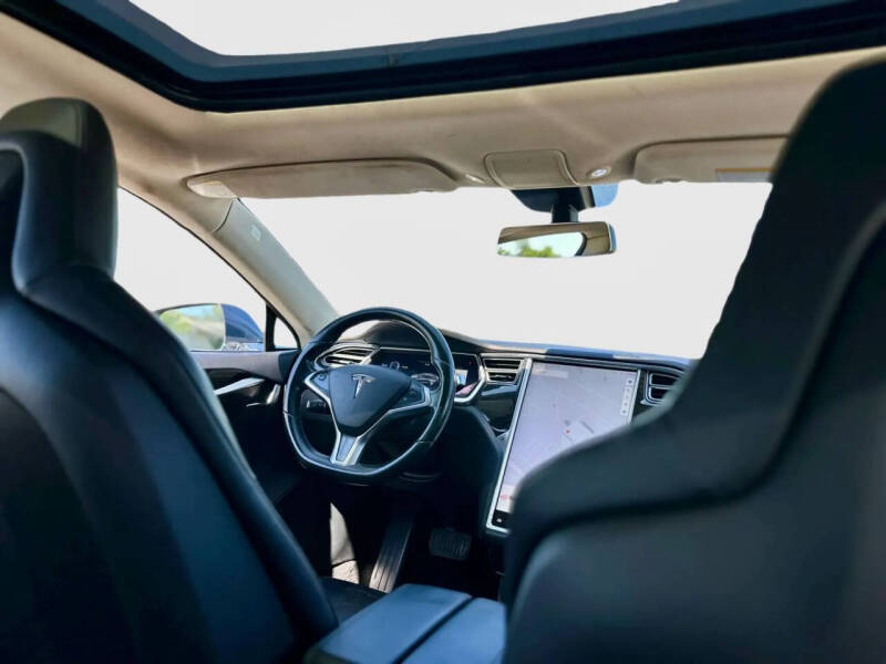2014 Tesla Model S