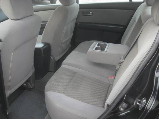 2011 Nissan Sentra null photo 12