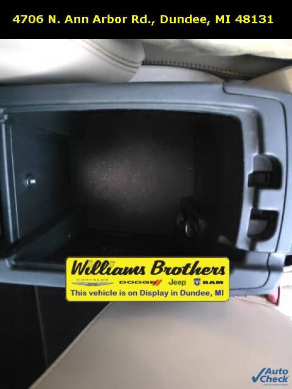 2013 Chrysler 200 Limited