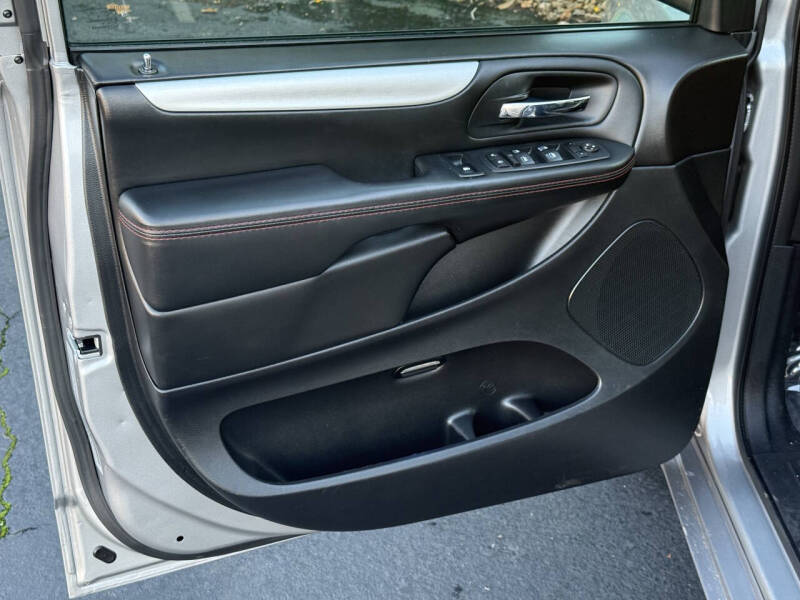 2017 Dodge Grand Caravan GT