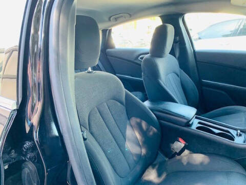 2016 Chrysler 200 Limited