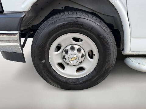2024 Chevrolet Express 2500
