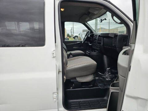 2013 GMC Savana LT 3500