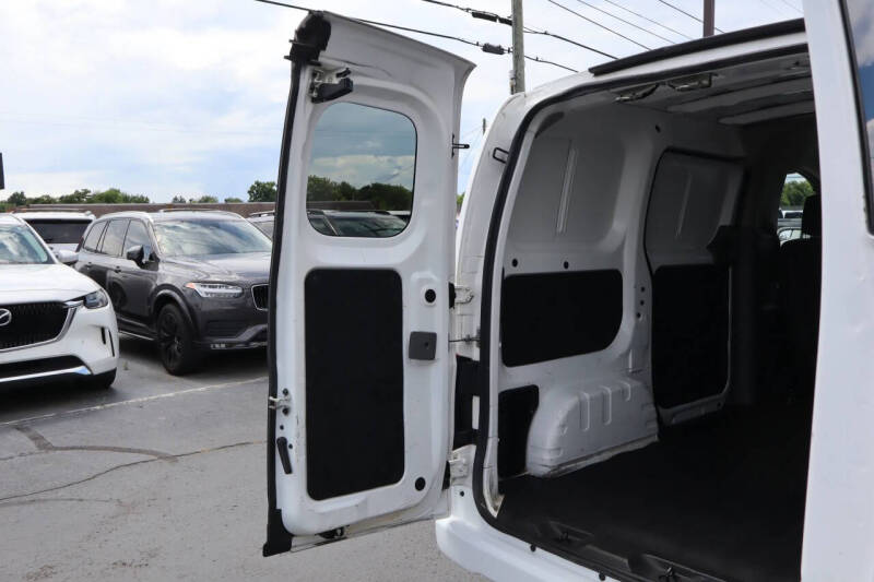 2019 Nissan NV200