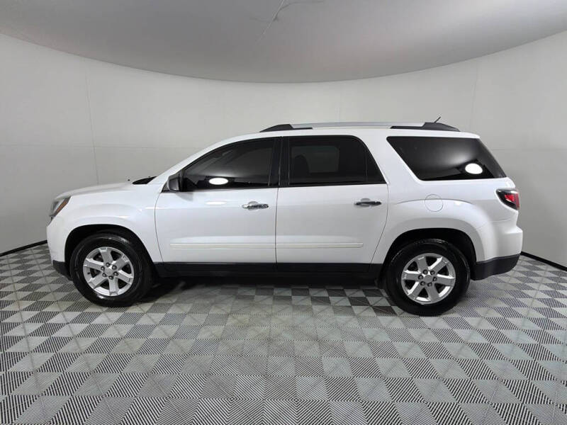 2016 GMC Acadia SLE-2