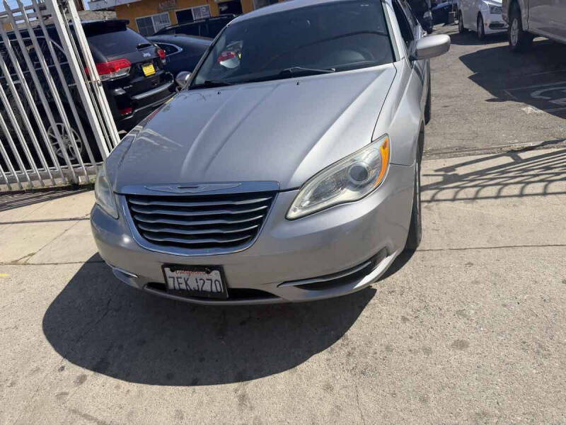 2014 Chrysler 200 LX