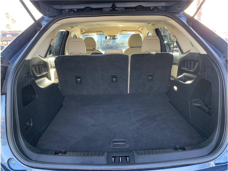 2019 Ford Edge SE