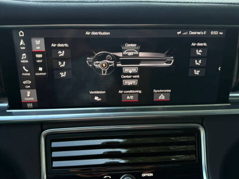2017 Porsche Panamera