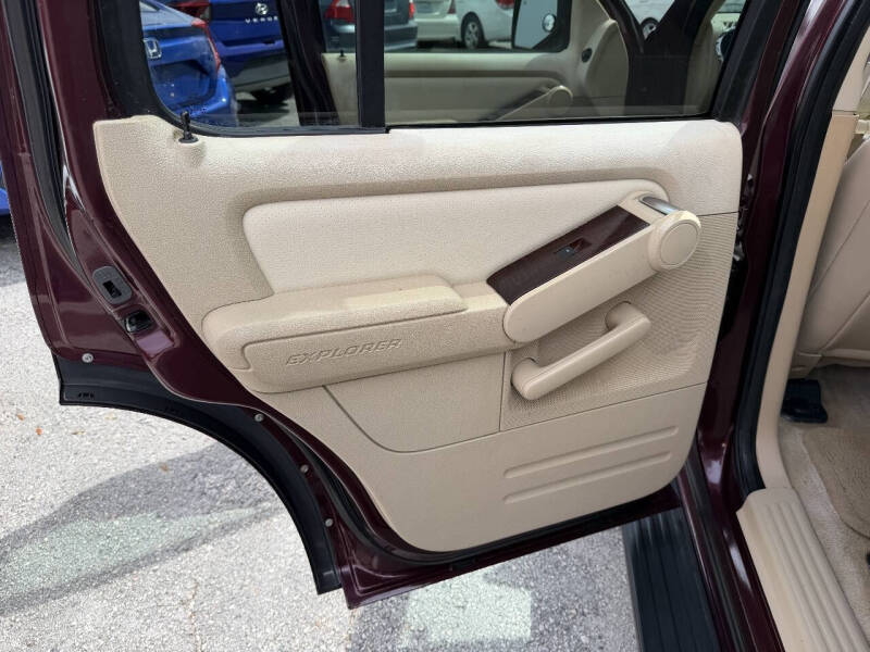 2006 Ford Explorer Limited